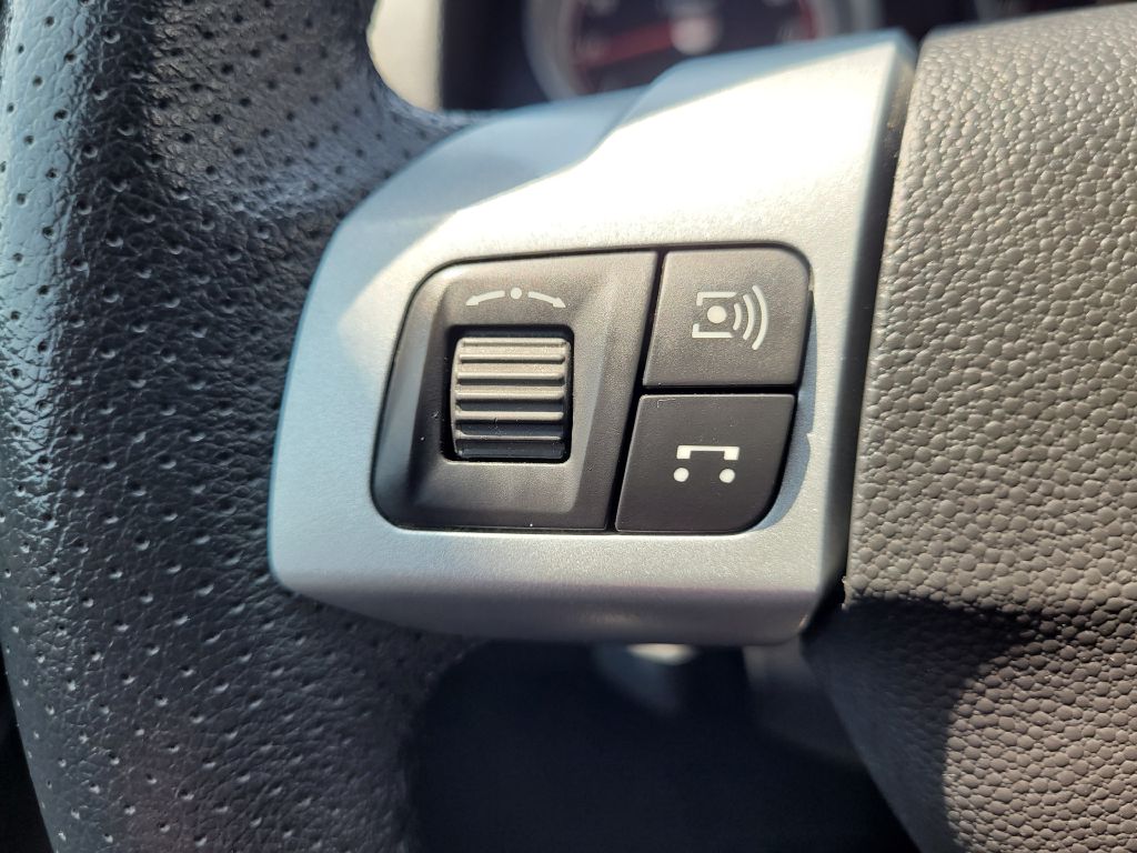 Photo 12 of this SATURN ASTRA