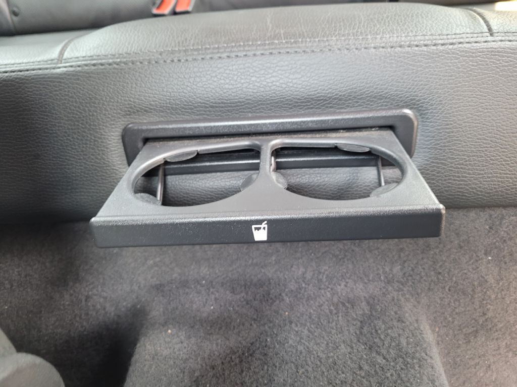 Photo 18 of this SATURN ASTRA