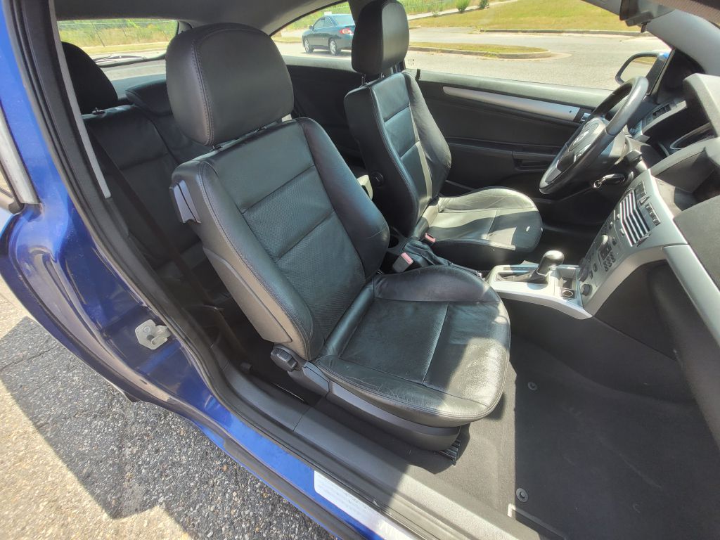 Photo 22 of this SATURN ASTRA