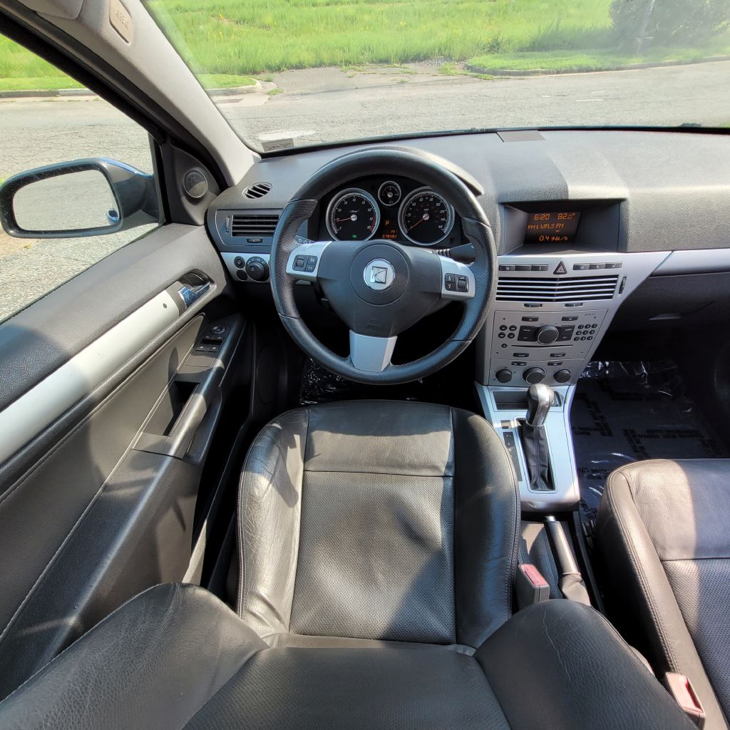 Photo 25 of this SATURN ASTRA
