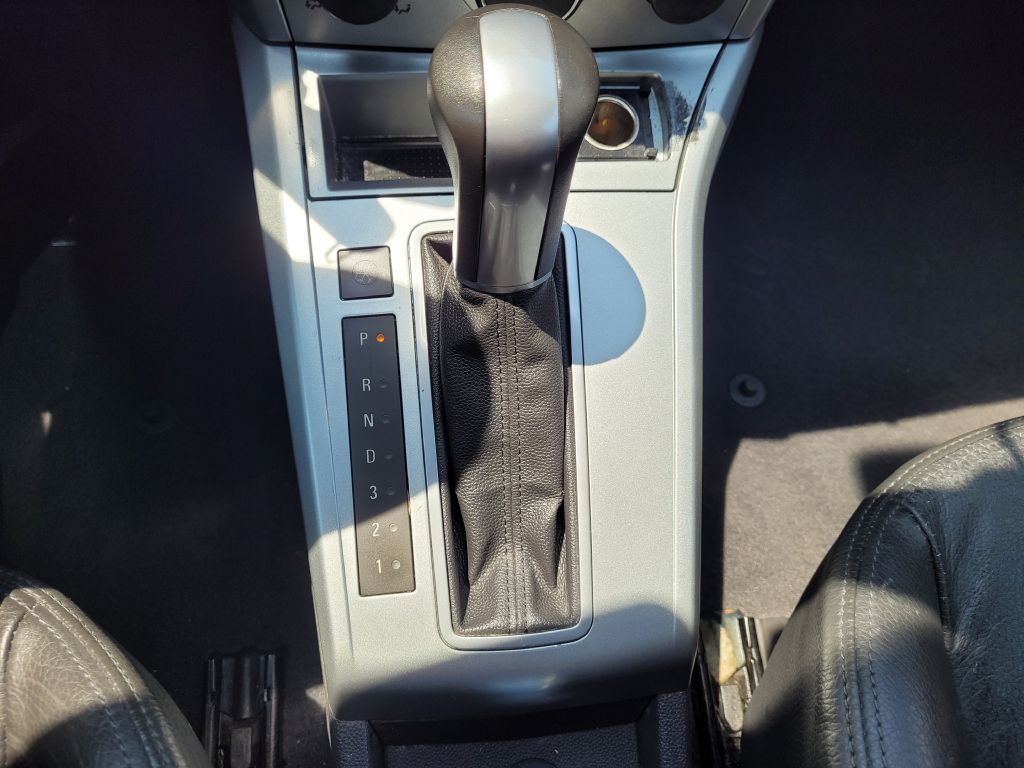 Photo 34 of this SATURN ASTRA