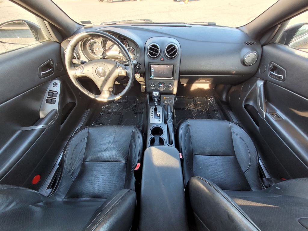 Photo 12 of this PONTIAC G6