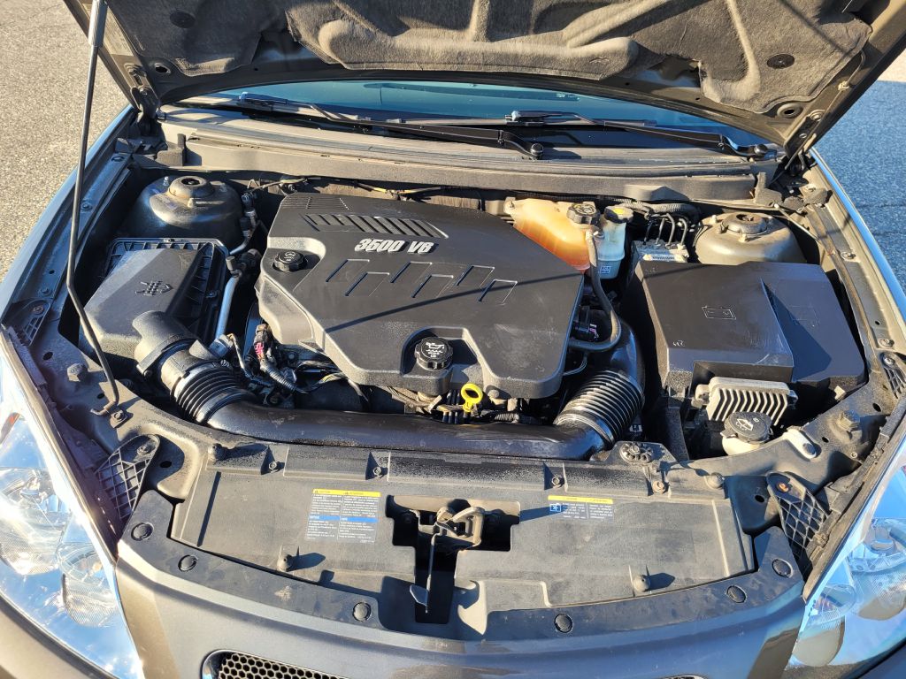 Photo 22 of this PONTIAC G6