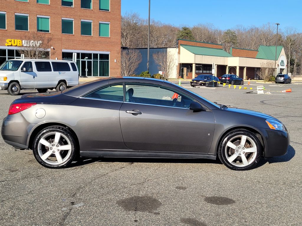 Photo 38 of this PONTIAC G6
