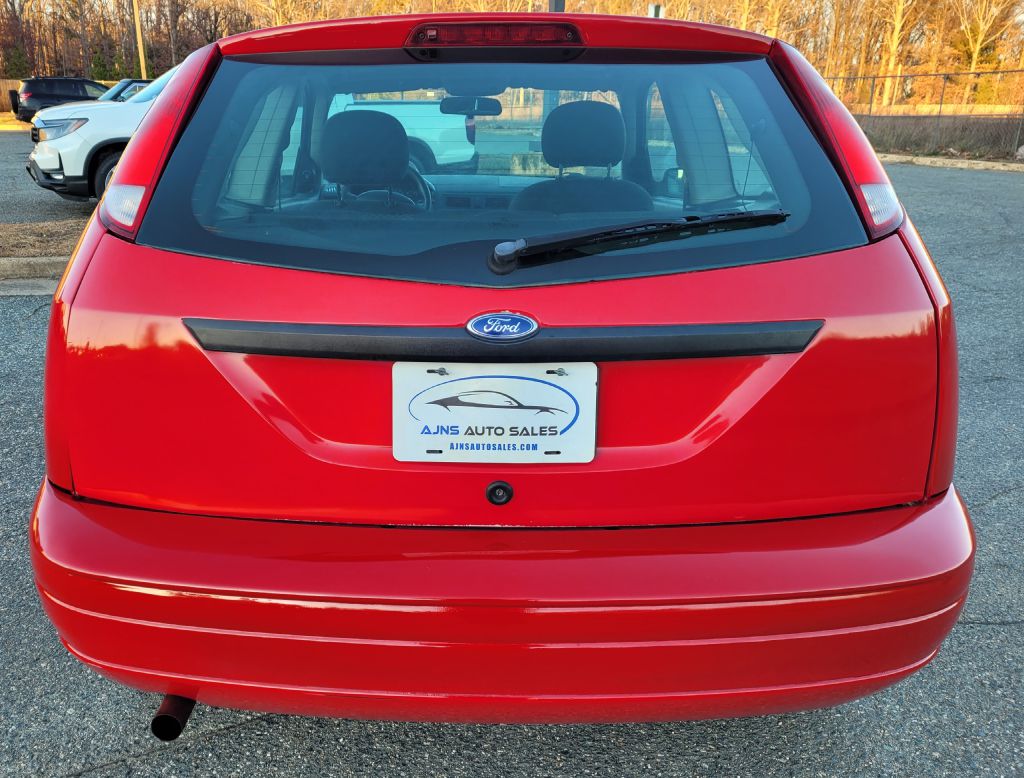 Photo 3 of this FORD FOCUS
