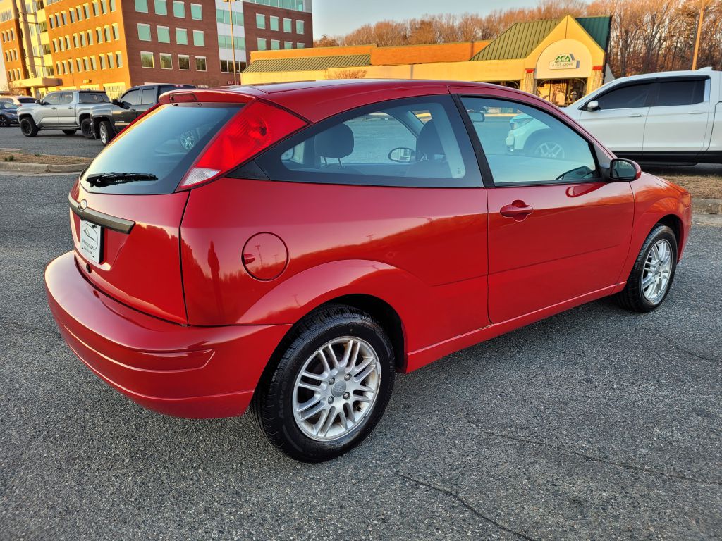 Photo 4 of this FORD FOCUS