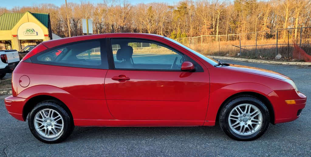 Photo 5 of this FORD FOCUS