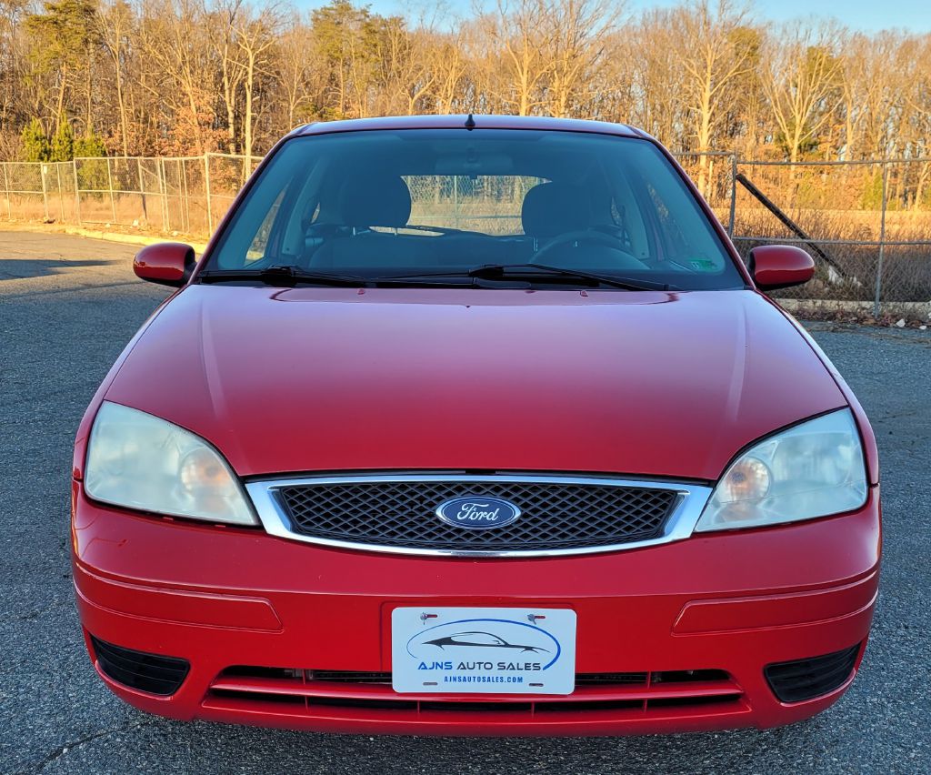 Photo 6 of this FORD FOCUS
