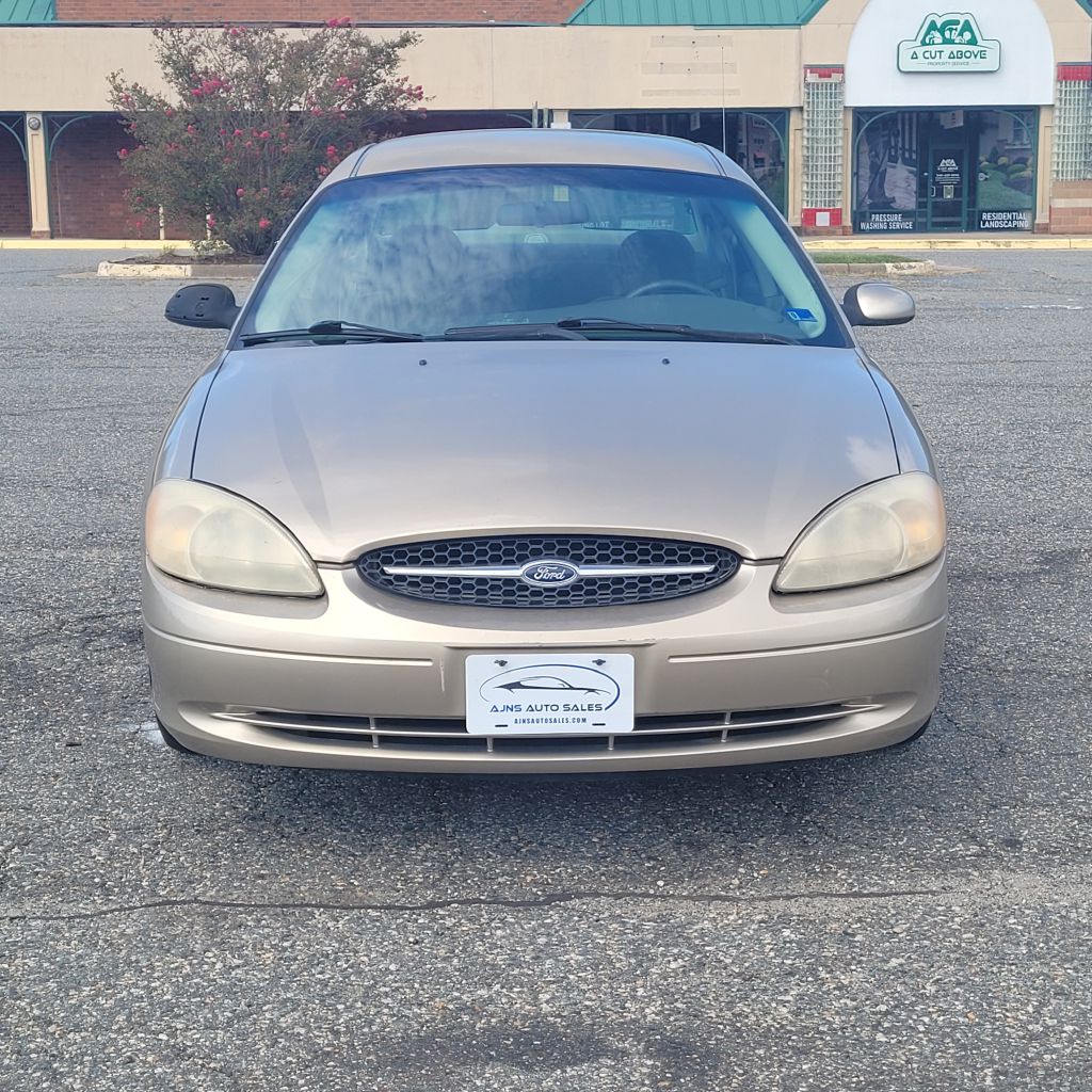 Photo 8 of this FORD TAURUS