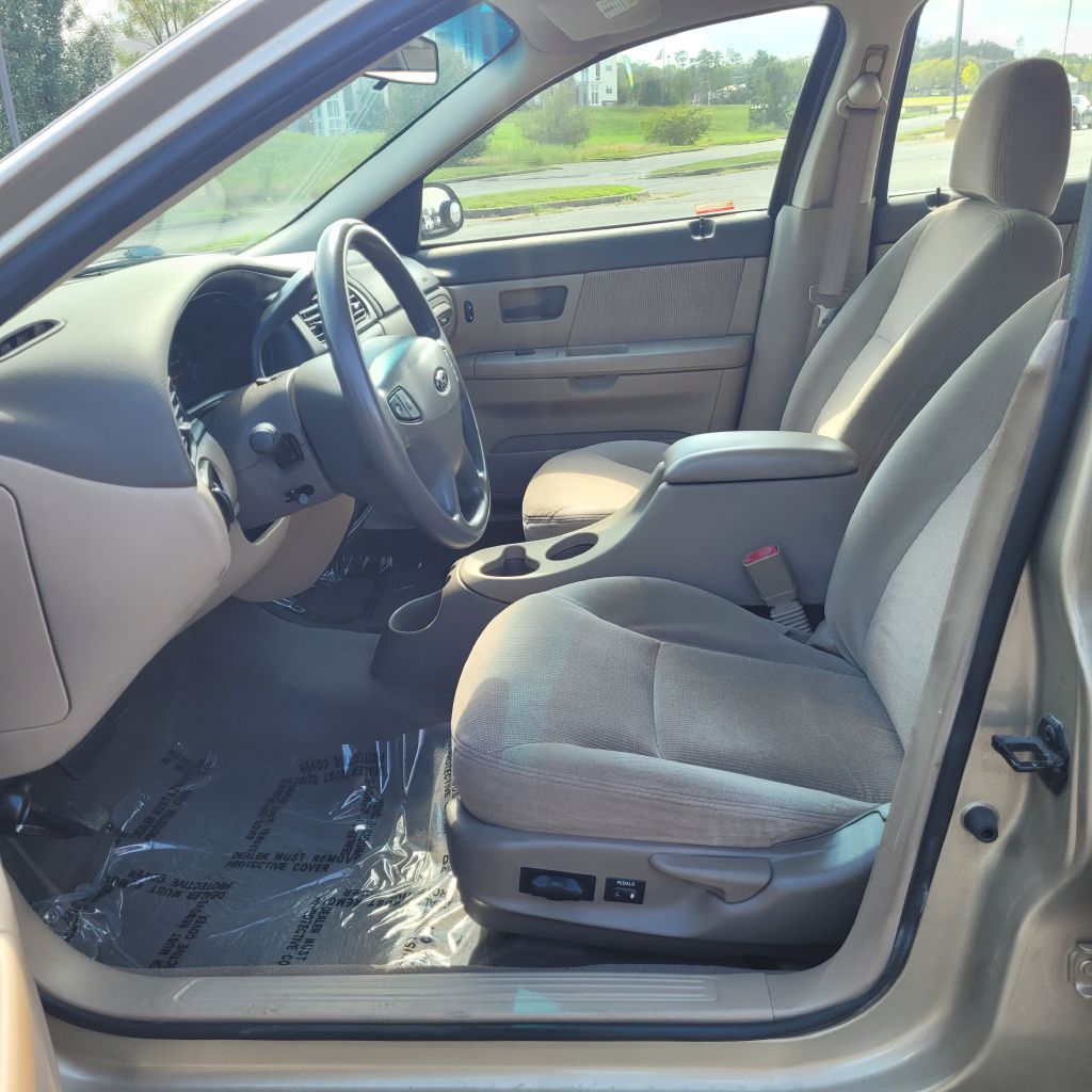 Photo 11 of this FORD TAURUS
