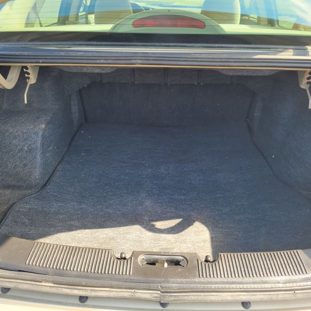 Photo 20 of this FORD TAURUS