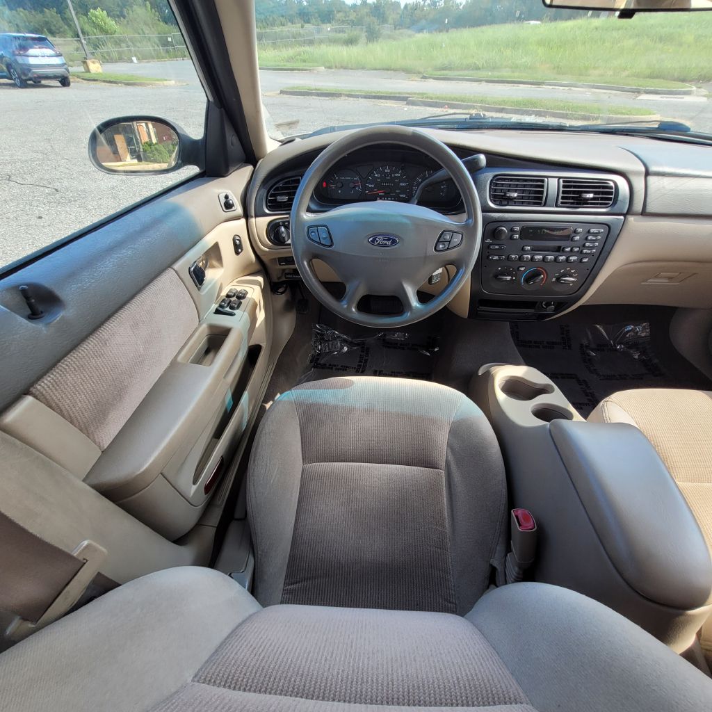 Photo 25 of this FORD TAURUS