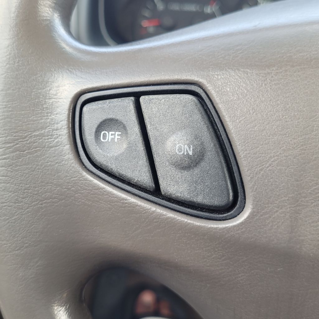 Photo 29 of this FORD TAURUS
