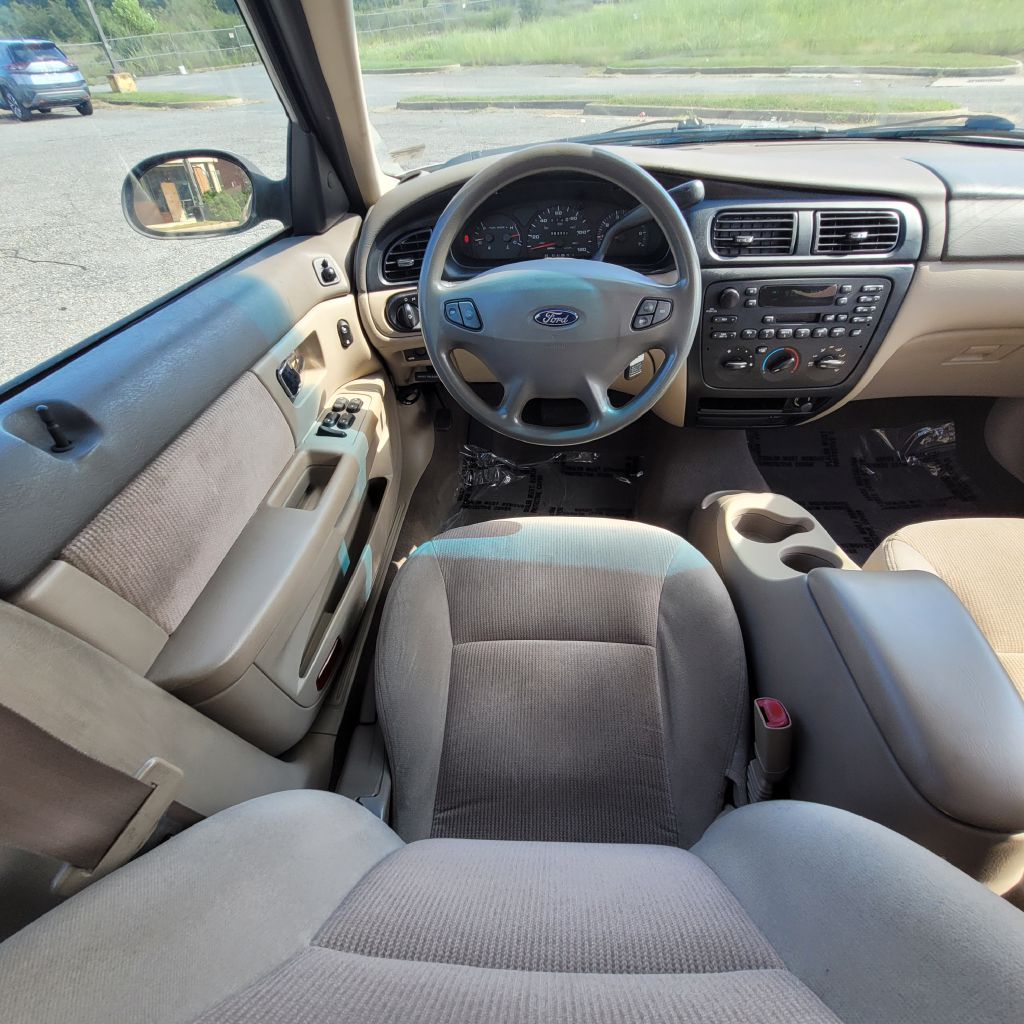 Photo 38 of this FORD TAURUS