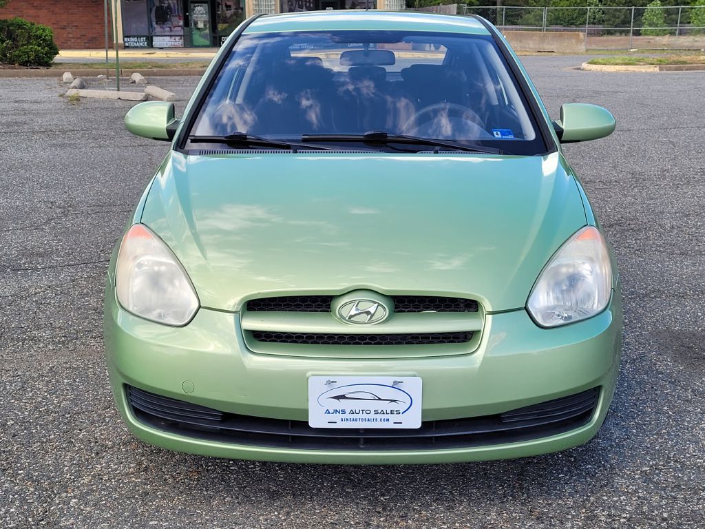 Photo 5 of this HYUNDAI ACCENT