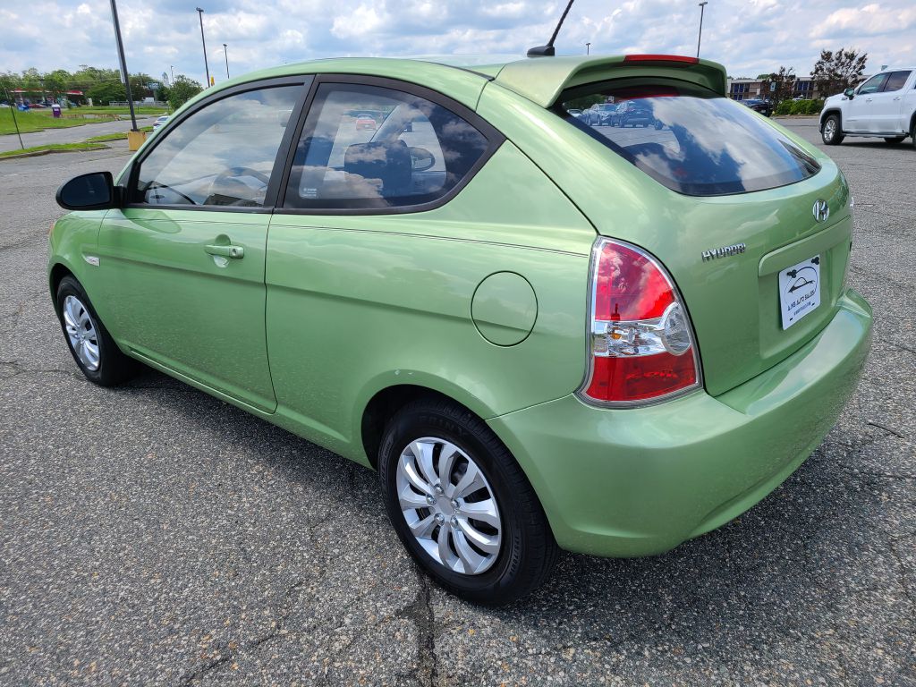 Photo 26 of this HYUNDAI ACCENT