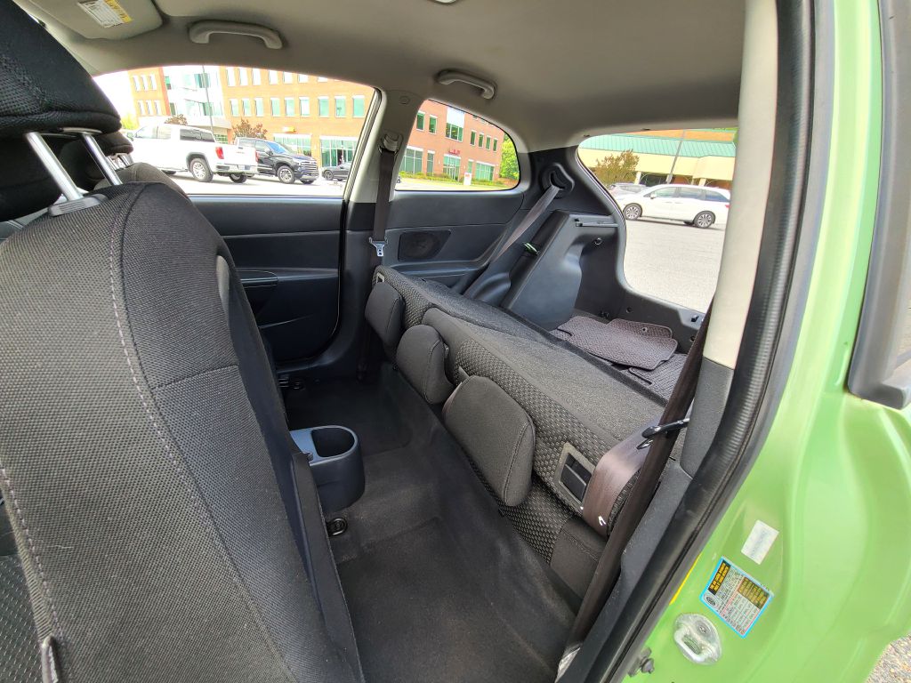 Photo 31 of this HYUNDAI ACCENT