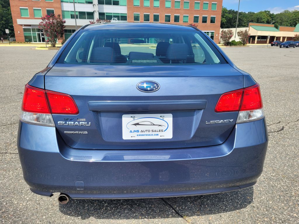 Photo 3 of this SUBARU LEGACY