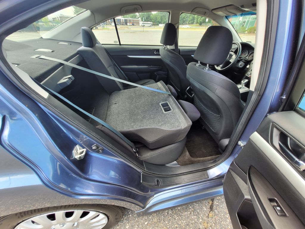 Photo 24 of this SUBARU LEGACY