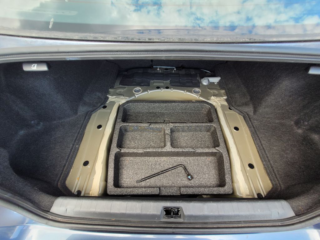 Photo 25 of this SUBARU LEGACY