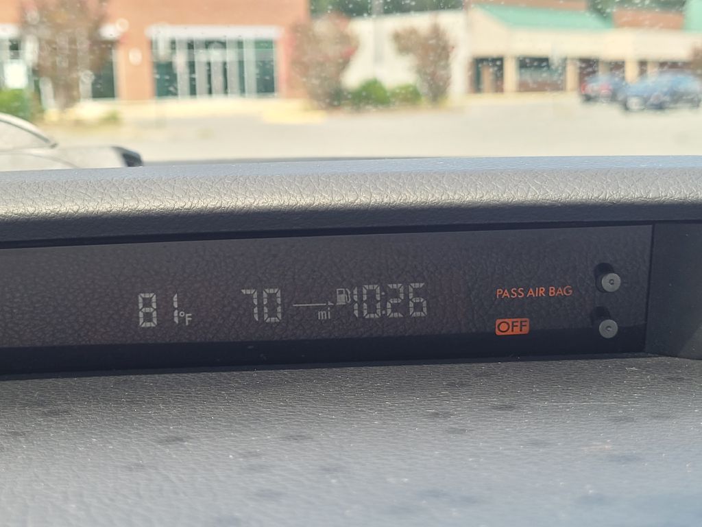 Photo 34 of this SUBARU LEGACY