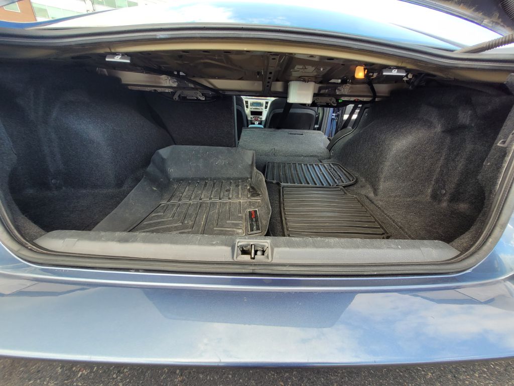 Photo 38 of this SUBARU LEGACY
