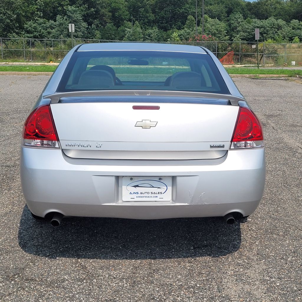 Photo 3 of this CHEVROLET IMPALA