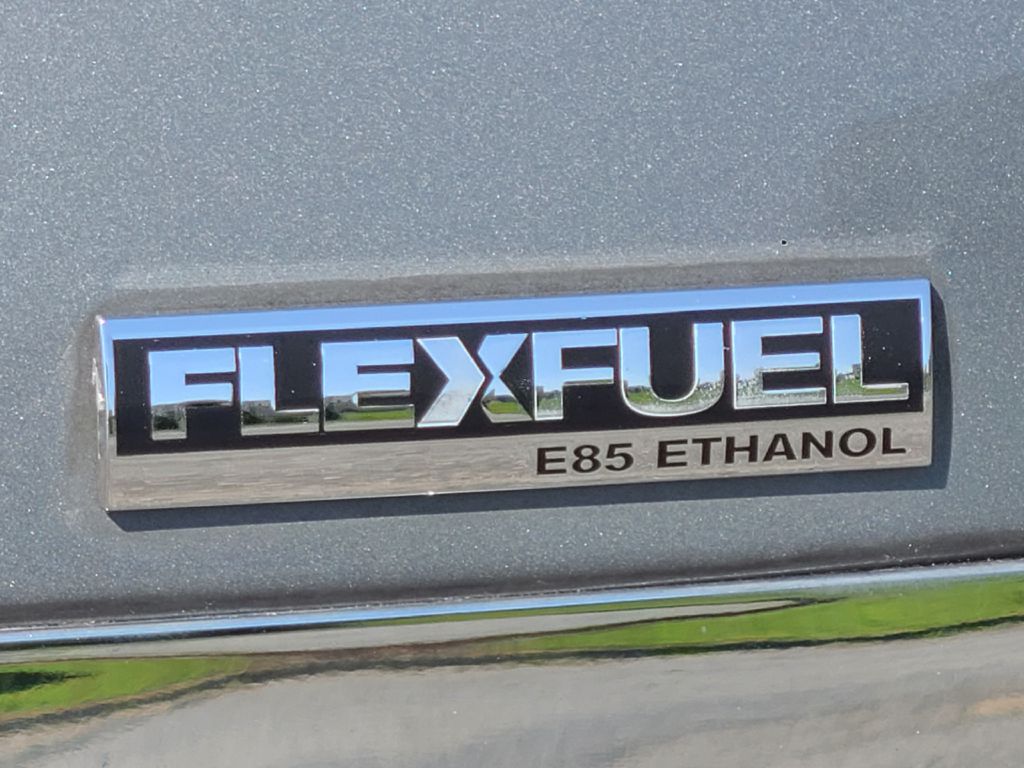 Photo 8 of this CHEVROLET IMPALA