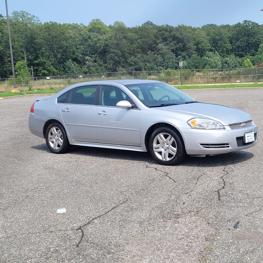 Photo 32 of this CHEVROLET IMPALA