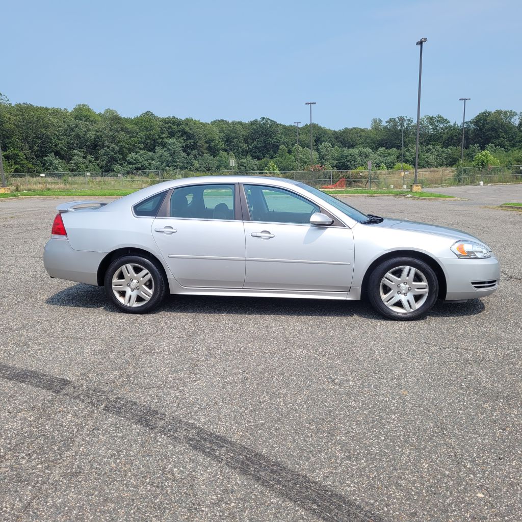 Photo 33 of this CHEVROLET IMPALA
