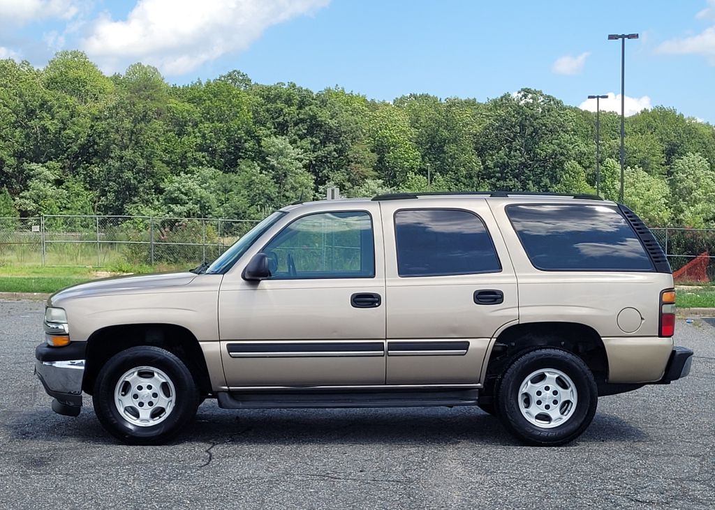 Photo 2 of this CHEVROLET TAHOE