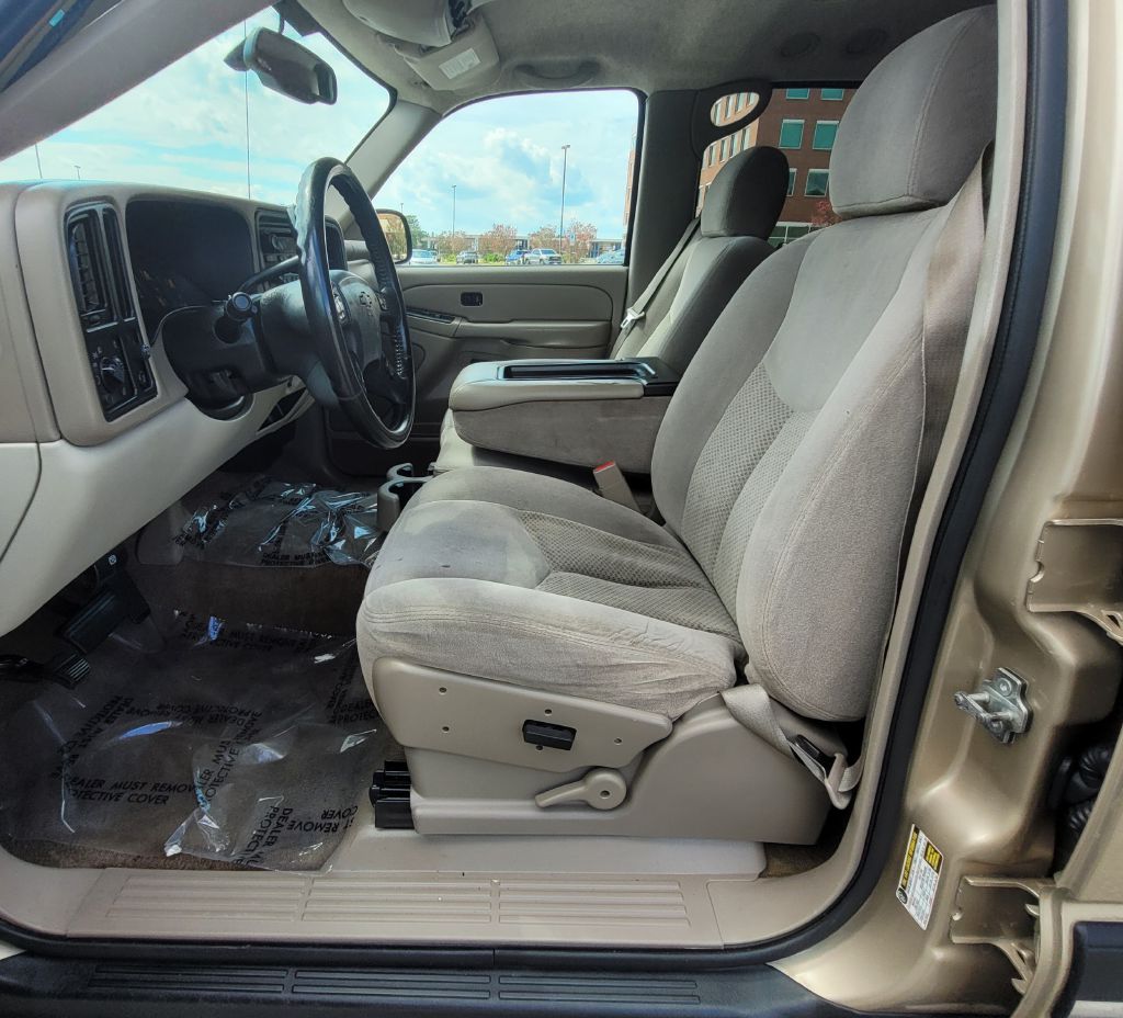 Photo 8 of this CHEVROLET TAHOE