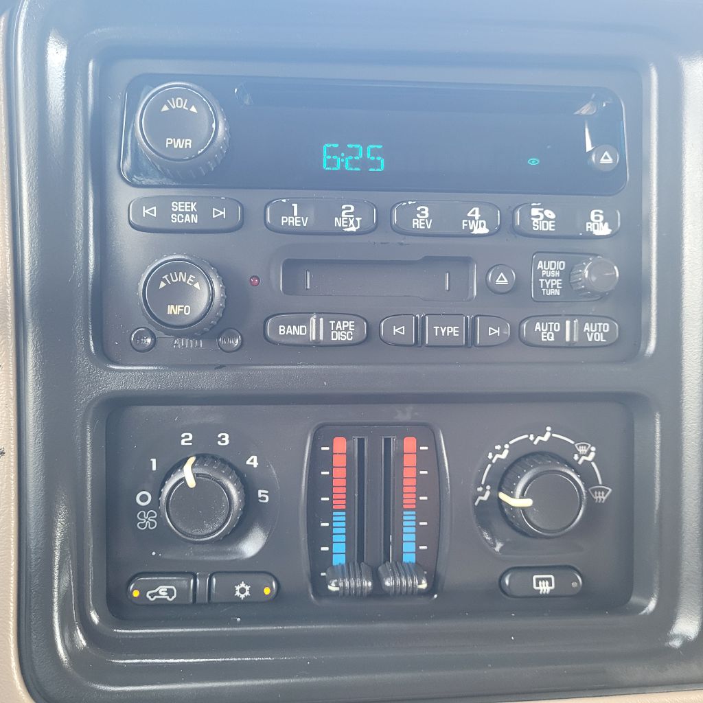 Photo 9 of this CHEVROLET TAHOE