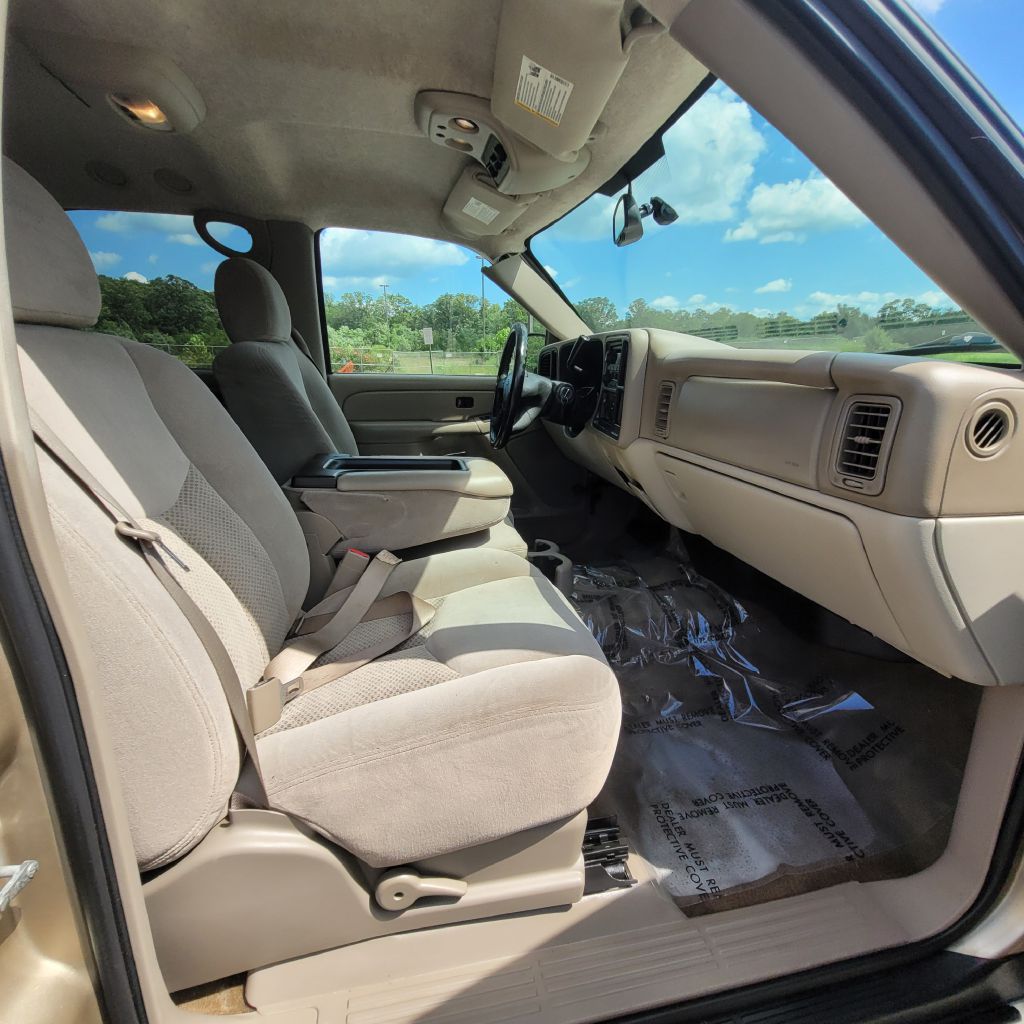 Photo 15 of this CHEVROLET TAHOE