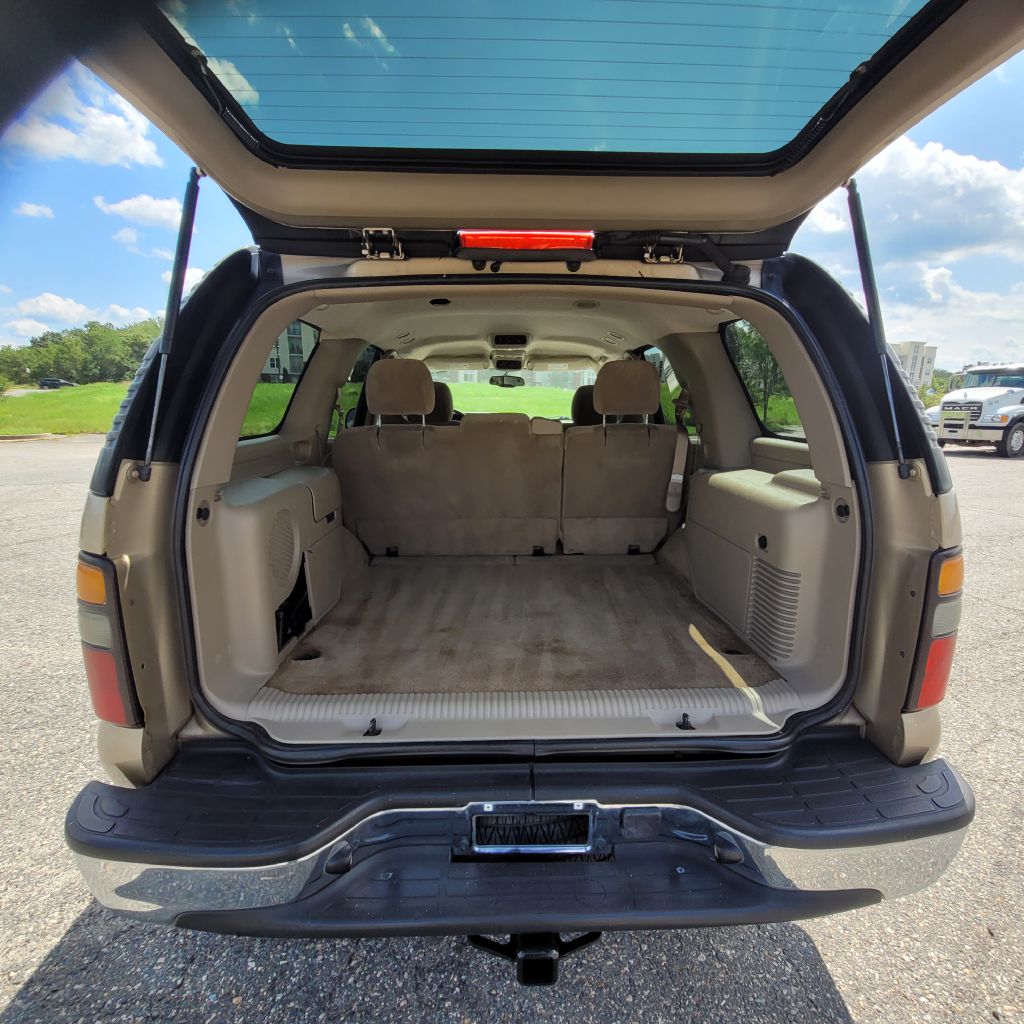 Photo 32 of this CHEVROLET TAHOE