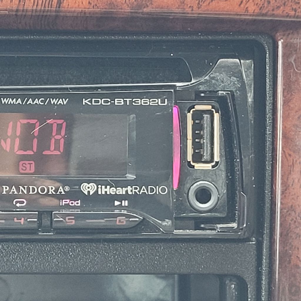 Photo 12 of this HYUNDAI SONATA