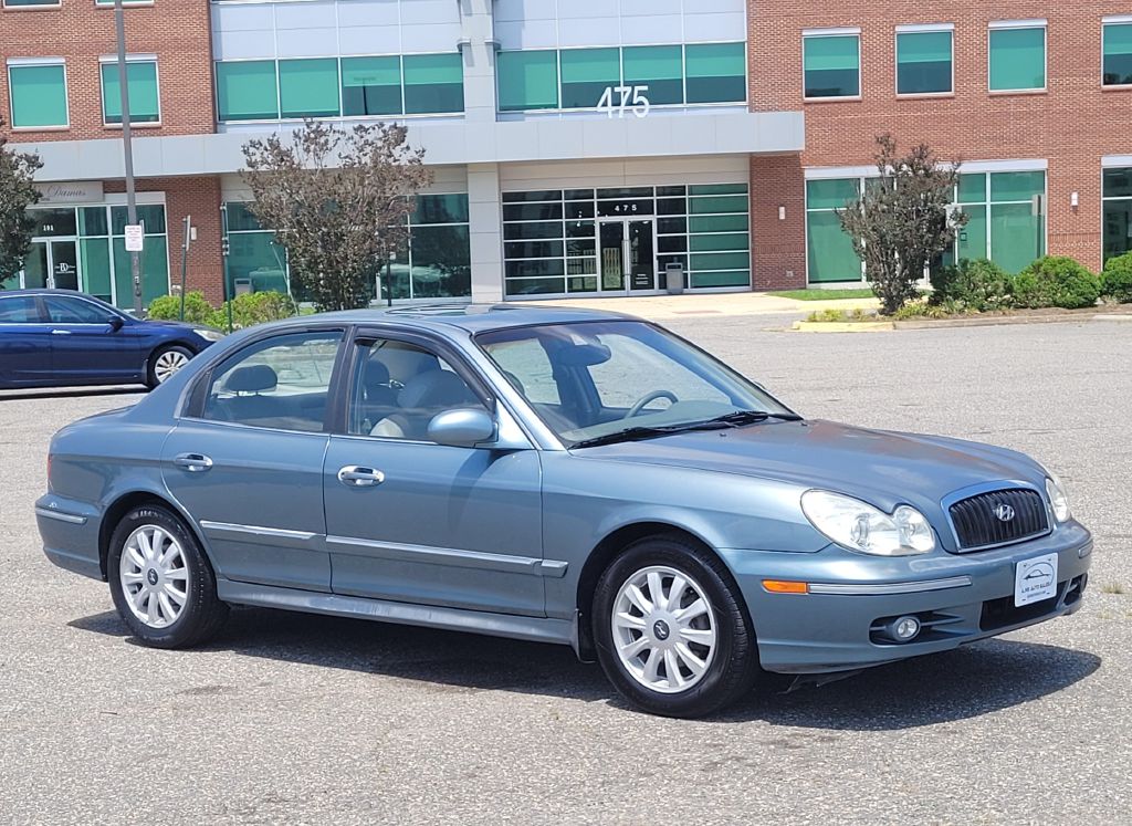 Photo 26 of this HYUNDAI SONATA
