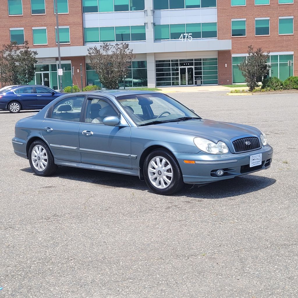 Photo 31 of this HYUNDAI SONATA