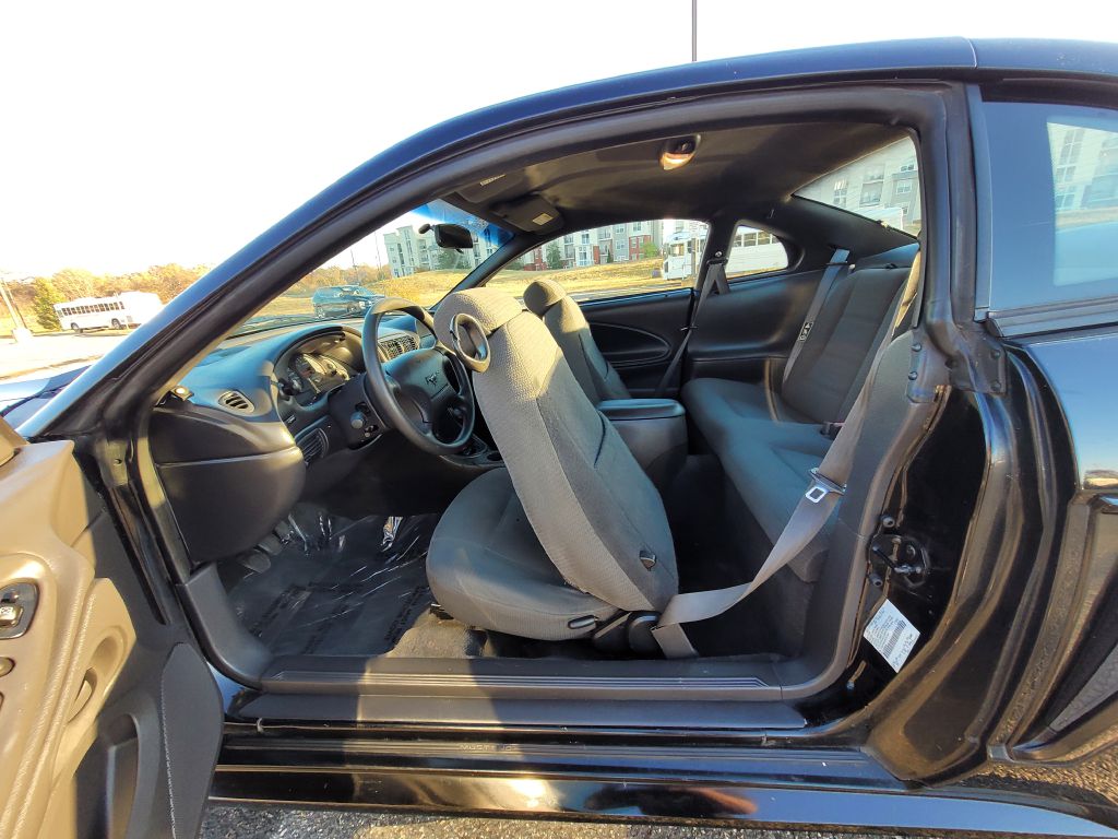 Photo 36 of this FORD MUSTANG