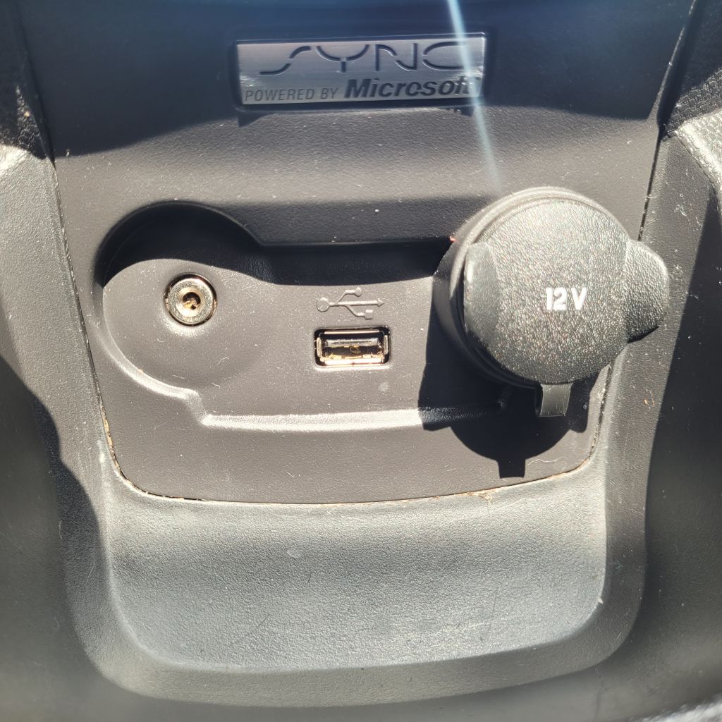 Photo 11 of this FORD FIESTA