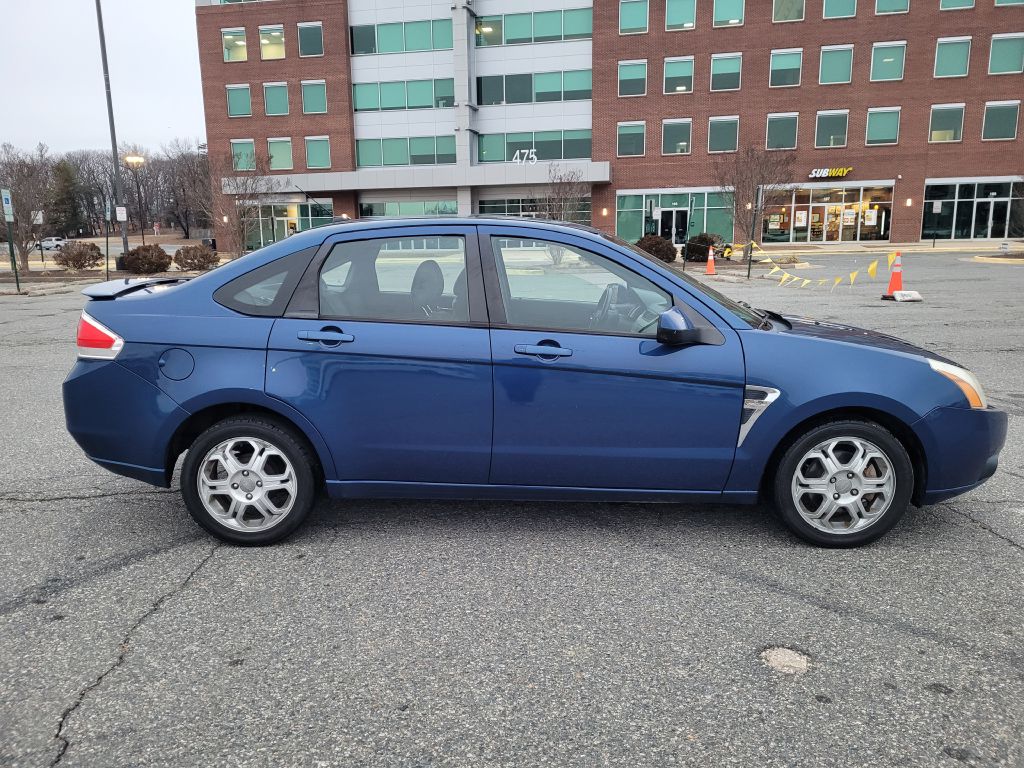 Photo 5 of this FORD FOCUS
