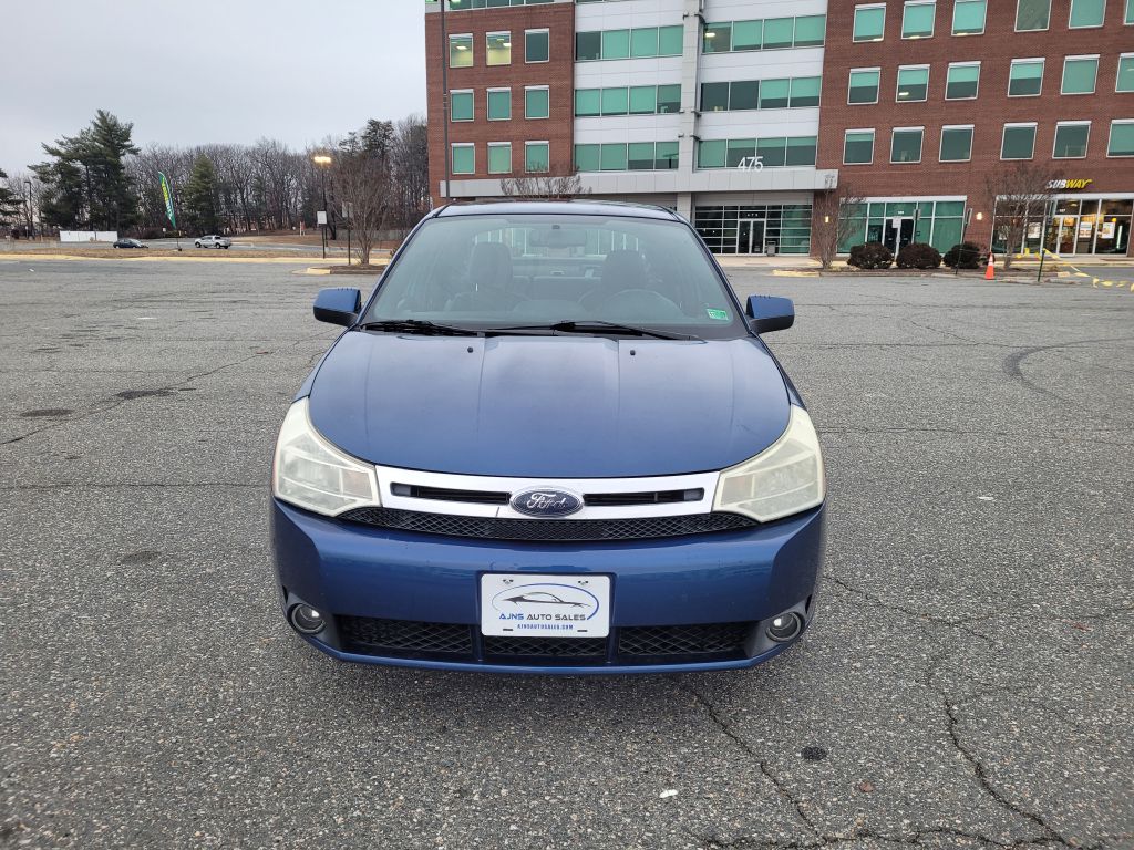 Photo 26 of this FORD FOCUS