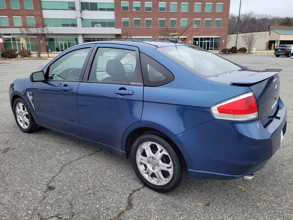 Photo 28 of this FORD FOCUS