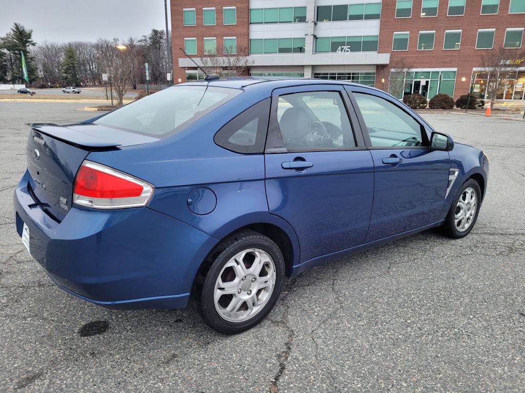 Photo 30 of this FORD FOCUS