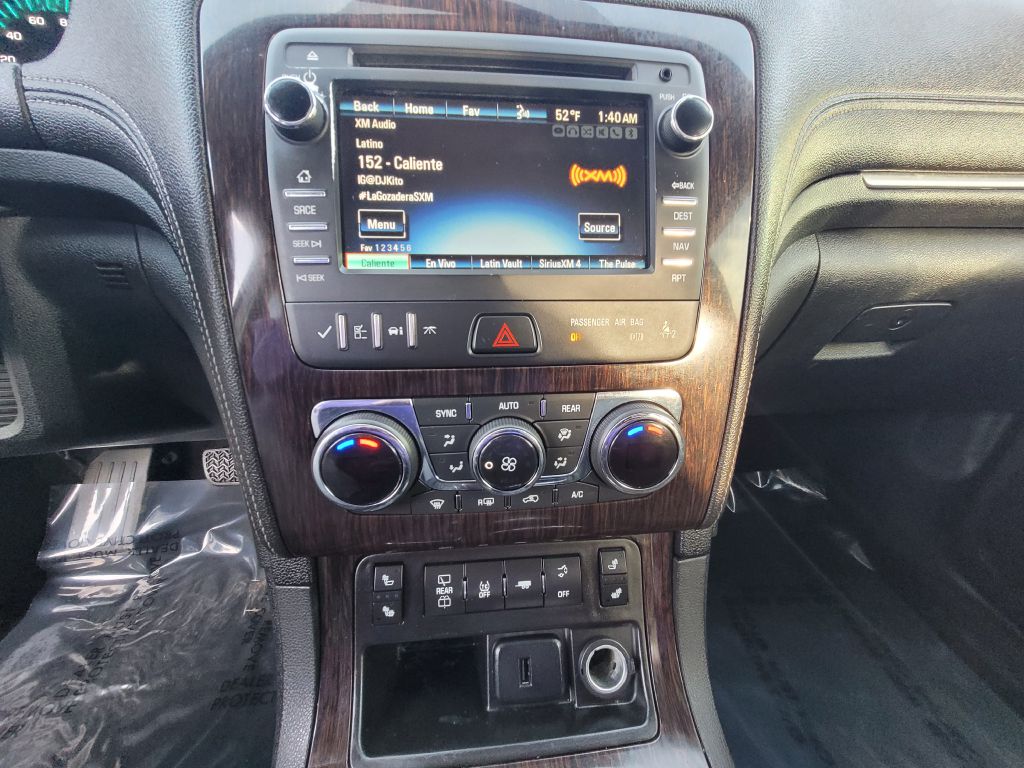 Photo 10 of this CHEVROLET TRAVERSE