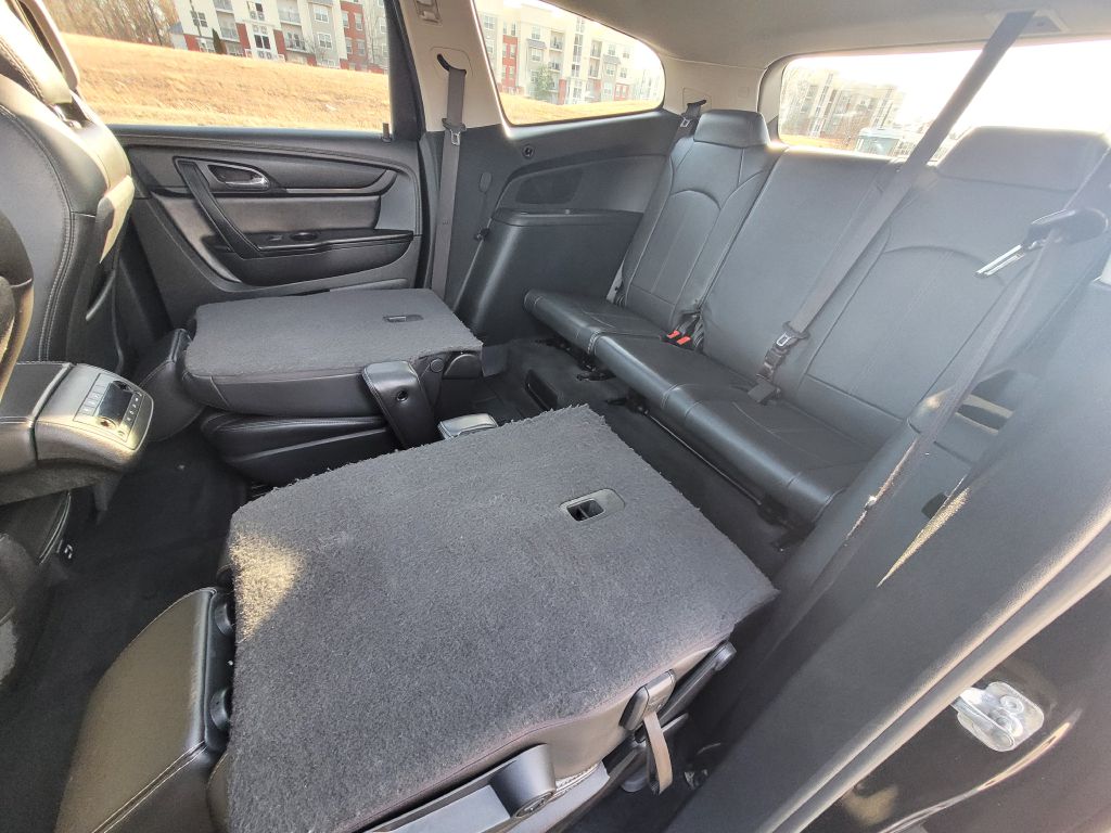 Photo 17 of this CHEVROLET TRAVERSE