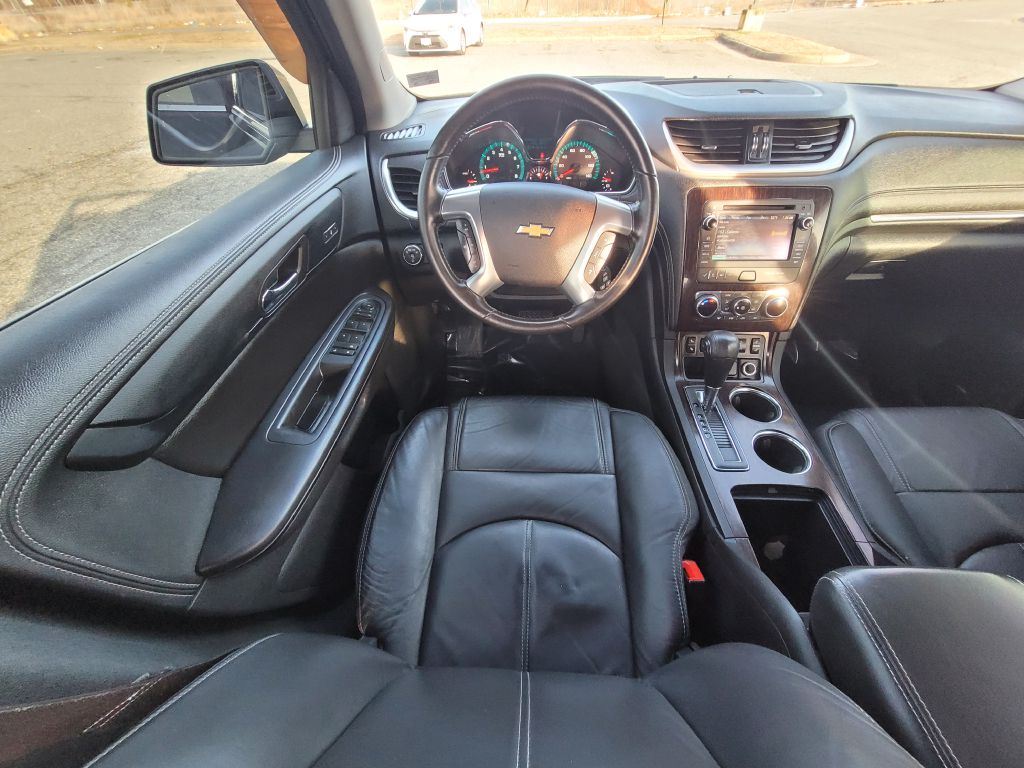 Photo 35 of this CHEVROLET TRAVERSE