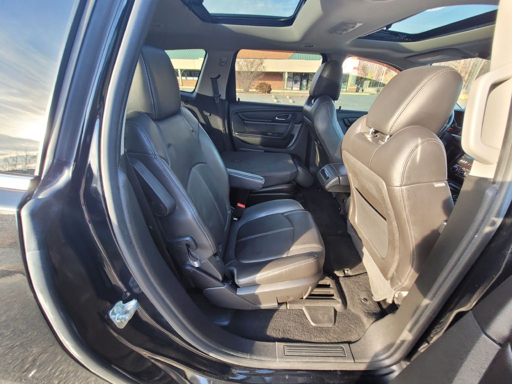 Photo 40 of this CHEVROLET TRAVERSE