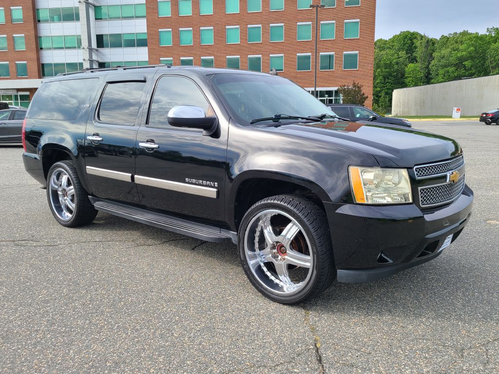 Photo 30 of this CHEVROLET SUBURBAN