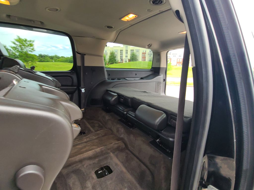Photo 35 of this CHEVROLET SUBURBAN